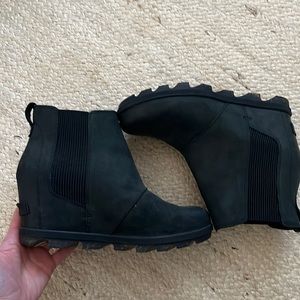 Sorel wedges black